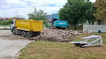 Buldan Stadı Yenileniyor: Modern Soyunma Odaları ve Altyapı Çalışmaları Hızla Sürüyor