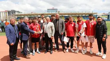 Ağrı’da Yurtlig Futbol Turnuvası Finali Coşku Dolu Anlara Şahit Oldu