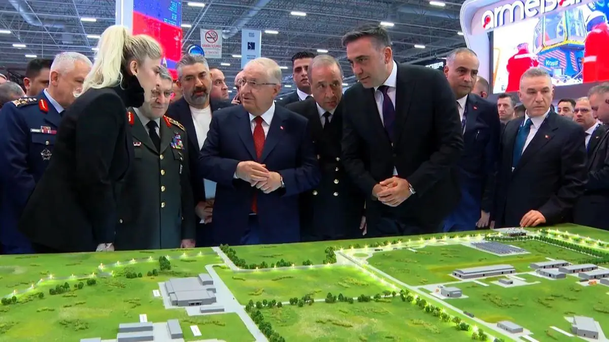 Savunma Teknolojileri SAHA Expo 2026’da Bakan Güler’in İncelemesi
