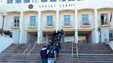 Bodrum Sahillerinde 40 Düzensiz Göçmen Yakalandı: 6 Gözaltı, 4 Tutuklama