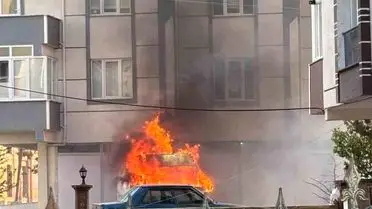 Kapaklı’da Tekstil Yüklü Minibüs Yangını Şehrin Dikkatini Çekti