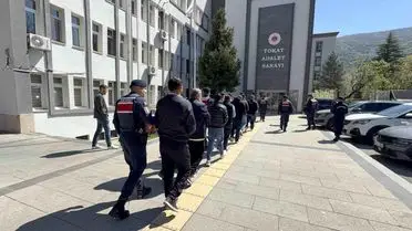 Tokat'ta Silah Kaçakçılığı Operasyonu: 16 Şüpheli Tutuklandı