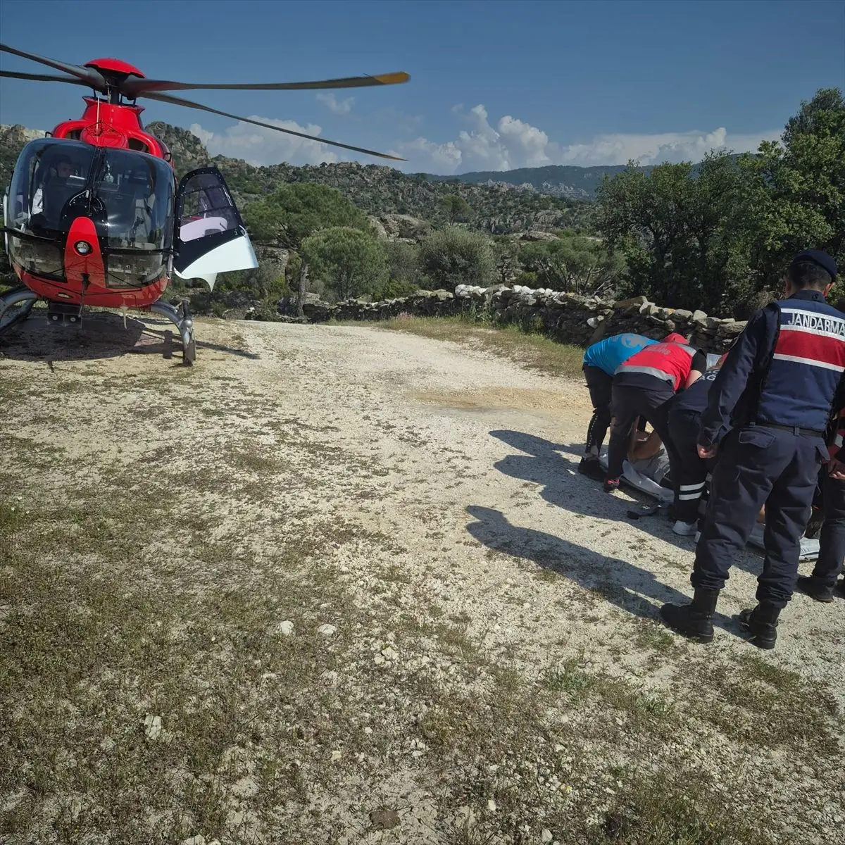 Aydın’da Emekli Doktorun Astım Krizi Helikoptere Taşındı