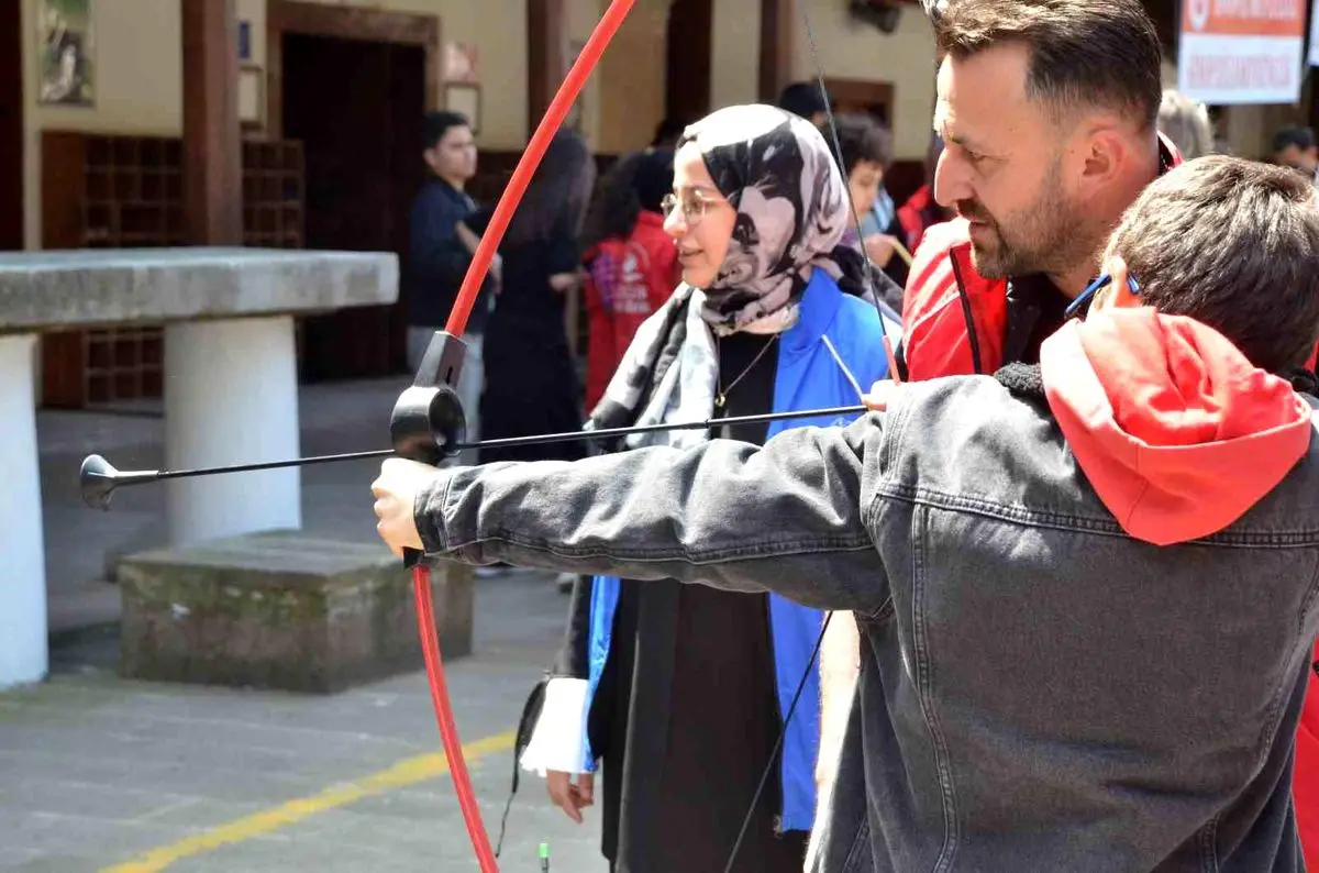 Sinop’ta ÇEDES Projesiyle Tarihi Camide Öğrenciler Buluştu