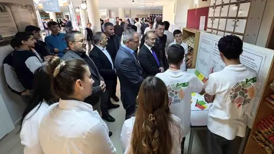Bayburt'ta Gençlerin Yenilikçi Projeleri Bilim Fuarı ile Göz Kamaştırdı