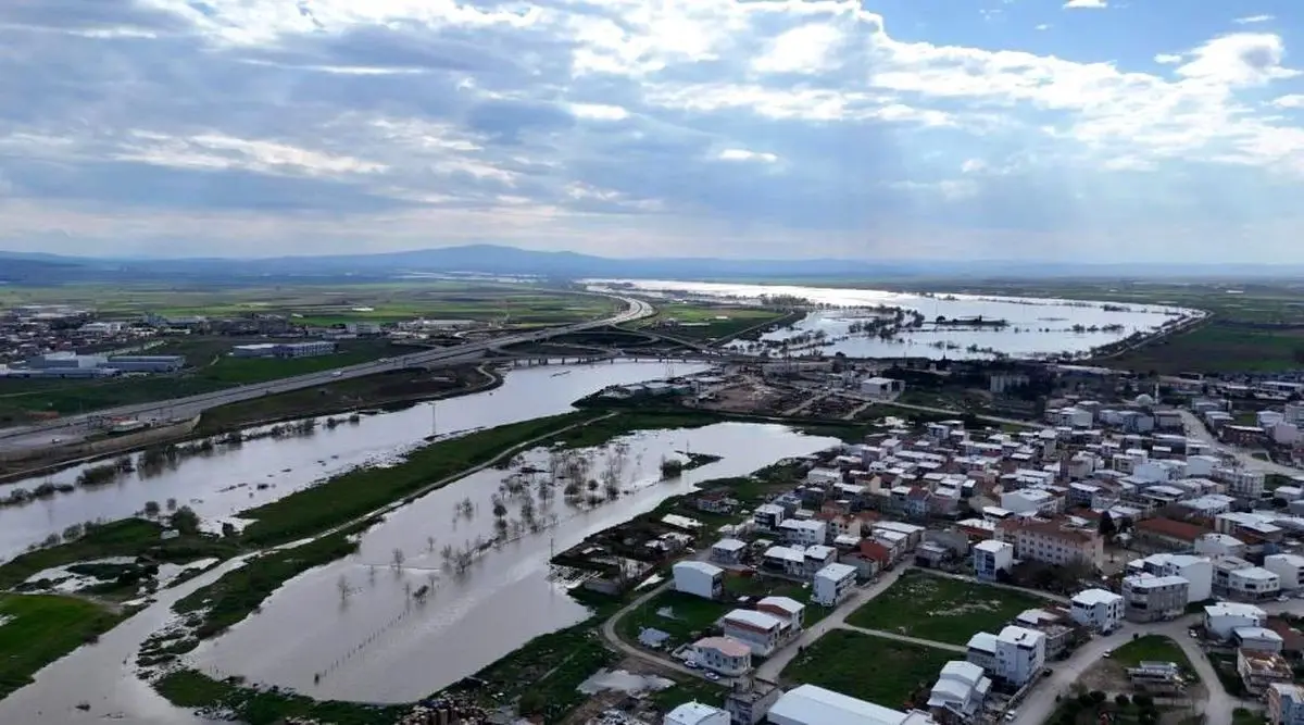Karacabey'de yağış sonrası çeltik tarlaları