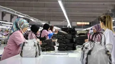 Elazığ’da Üretilen Çantalar 26 Ülkeye Açılıyor: Kadın İşgücünün Gücü
