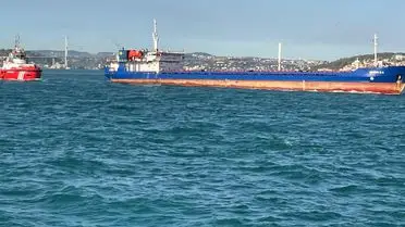 İstanbul Boğazı'nda Makine Arızası Trafiği Duraklattı