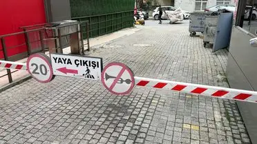 Avcılar’da Site Girişinde Park Sorunu Güvenlik Görevliğine Şiddetli Saldırıya Yol Açtı