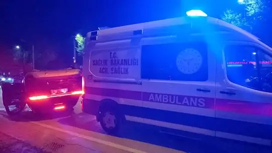 Bursa Osmangazi'de İki Araç Çarpıştı: 1 Yaralı