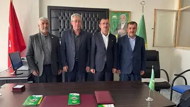 Kongrede Asım Özalp