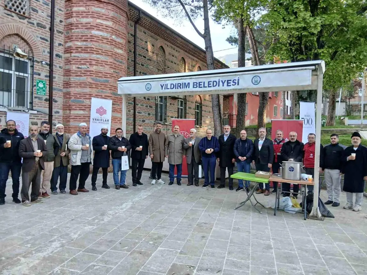 Bursa’da 700. Yıl Anısına Tarihi Namaz Geleneği Canlandırıldı