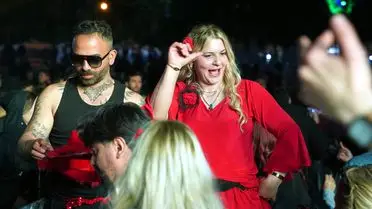 Edirne'de Kakava ve Hıdırellez Coşkusuyla Binlerce Kişi Dileklerini Suyun Akıntısına Bıraktı