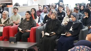 Kayseri Üniversitesi'nde 'Oku-Yorum' Kitap Kulübü Okuma Tutkusunu Ateşliyor