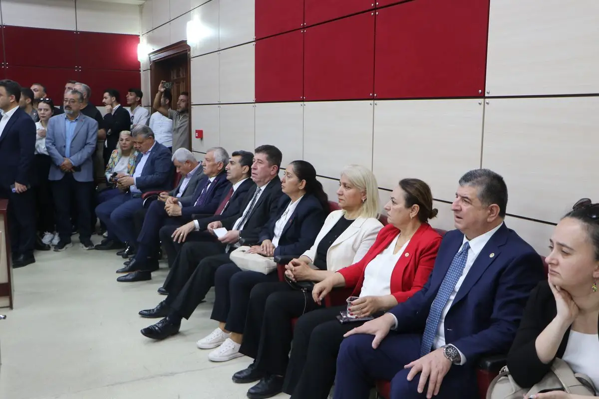Yüreğir'de CHP'li Cafer Boyraz Yeni Başkan Vekili Oldu