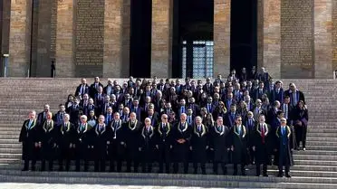 Anayasa Mahkemesi Heyeti, Anıtkabir'de 64. Yıl Dönümünü Kutladı