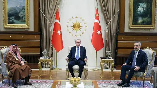 Erdoğan, Suudi Arabistan Dışişleri Bakanı Faysal bin Ferhan'ı Kabul Etti