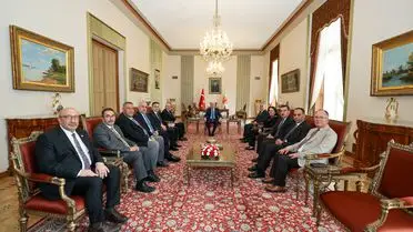 TBMM Başkanı Kurtulmuş, Zirai Don Olayı Komisyonu Üyelerini Resmen Karşıladı