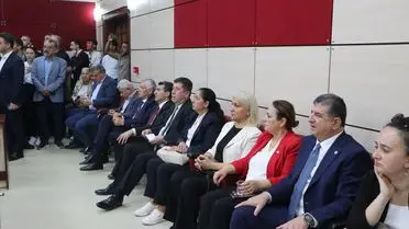 Yüreğir Belediye Binası ve Yeni Başkan Vekili