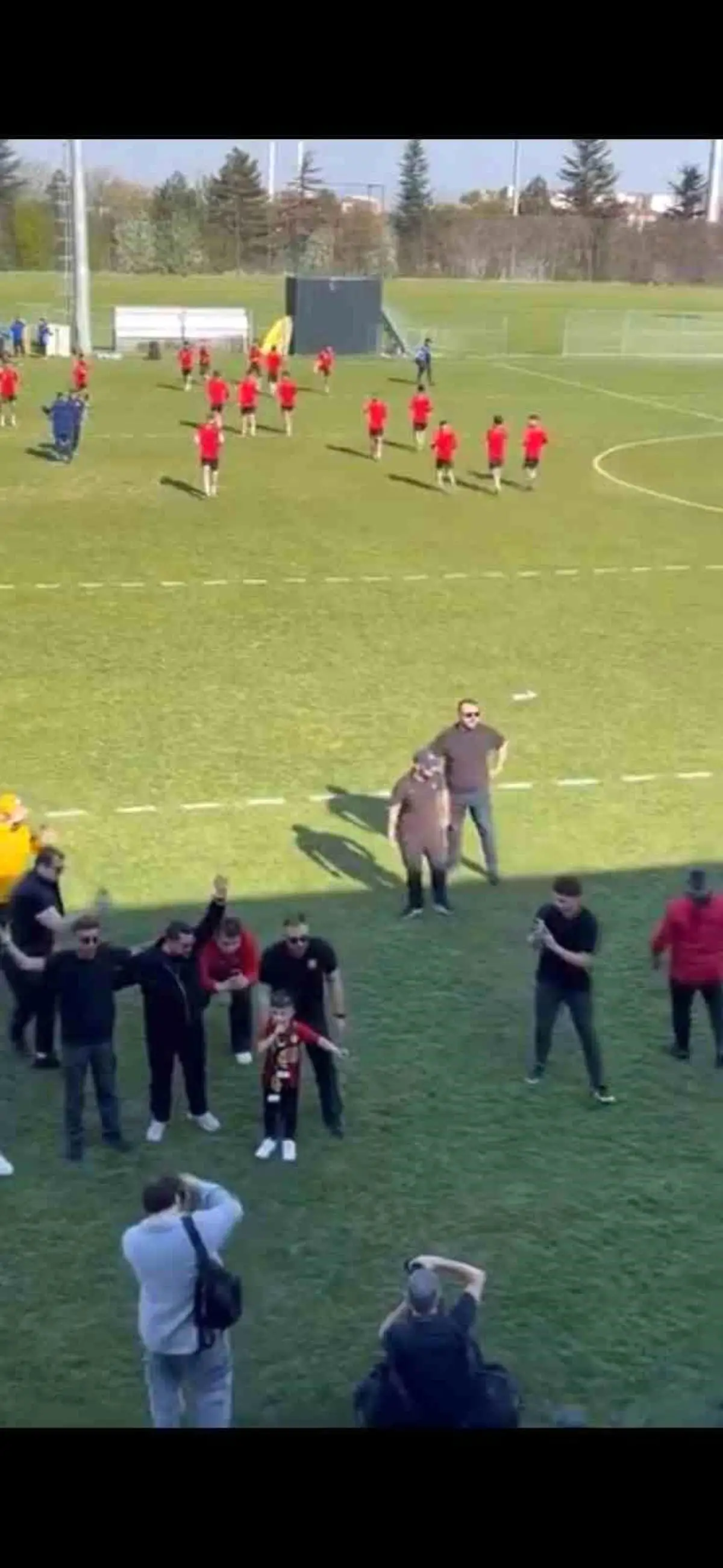 5 Yaşındaki Küçük Futbolsever Eskişehirspor'a Moral ve Destek Getirdi