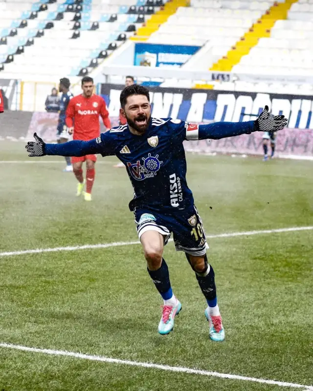 Eren Tozlu antrenmanda