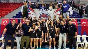 Antalya Gelişim U14 Kızlar Takımı Türkiye Şampiyonasında Gümüş Madalya Kazandı