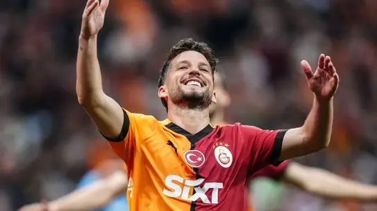 Dries Mertens, Galatasaray'ın Doğum Günü Kutlamalarına Katılıyor
