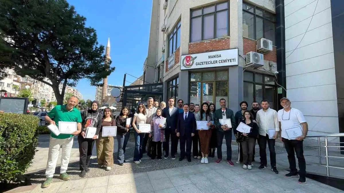 Manisa Gazetecileri Drone Pilotluğuna İlk Adımını Attı