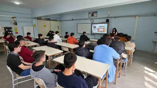 Düzce'de Gençler Dijital Geleceğe Hazırlandı