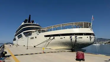 Four Seasons 1 Lüks Kruvaziyer Bodrum’da: 177 Turist Şehrin Sularını Keşfe Çıktı