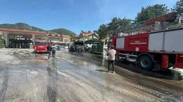 Fethiye'de Akaryakıt İstasyonunda Tanker Yangını: İtfaiye Hızlı Müdahale Etti