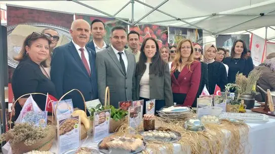 Antalya’da Robot Yarışması, Yerel Lezzetleri ve Coğrafi İşaretleri Sahneye Çıkardı