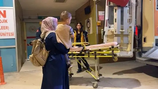 İnegöl'de 2 Yaşındaki Çocuk Ranzadan Düşerek Kafatası Kırığı Yaşadı