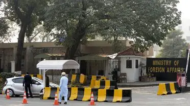 Pakistan Dışişleri Bakanı Dar, Bölgesel Barış İçin Diplomatik Temasların Gerekliliğini Vurguladı