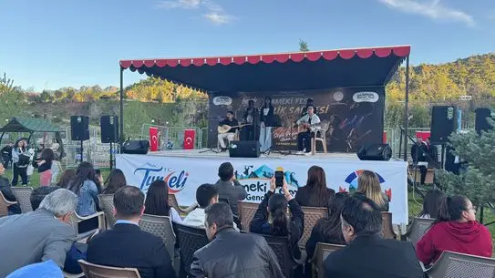 Tunceli'de Mameki Fest Gençlik Rüzgarı: 3 Günlük Müzik ve Sanat Şöleni Başladı