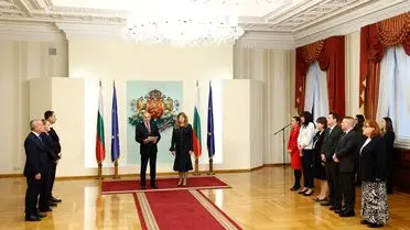 Bulgaristan’da Yeni Hükümet Kuruluyor: Radev’in Listesi Cumhurbaşkanına Sunuldu