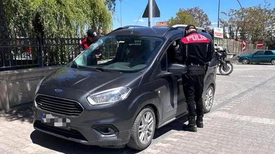 Malatya’da Mezarlık Çevresinde Denetimler: 77 Kişi Sorgulandı