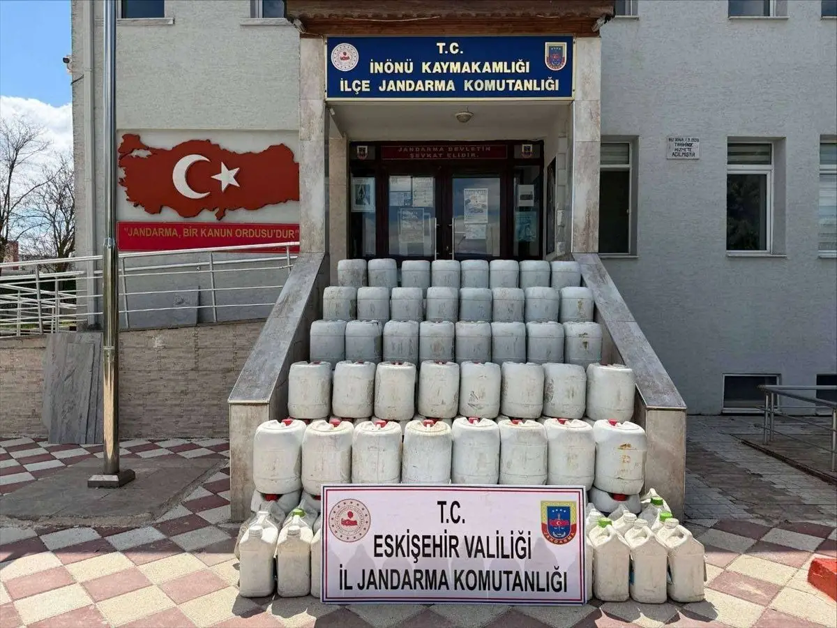 Eskişehir'in İnönü Mahallesi'nde 2.270 Litre Sahte Gübre Çıkarıldı