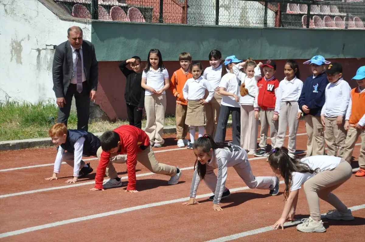 Lüleburgaz’da Tarım ve Hayvancılık Fuarı Kapılarını Açtı: Bölgesel Çiftçiler ve Üreticiler Buluştu