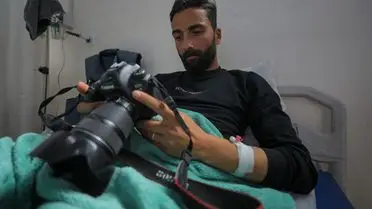 Gazze'de Foto Muhabiri Muiz es‑Salihi, Tedavi İçin Yurt Dışına Kaçıyor