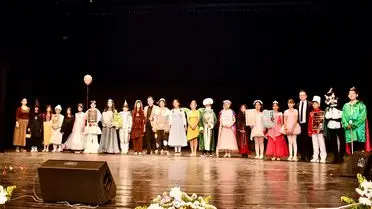 Silifke’de Roman Kahramanları Kostüm Festivali Renkli Bir Gösteriye Dönüştü