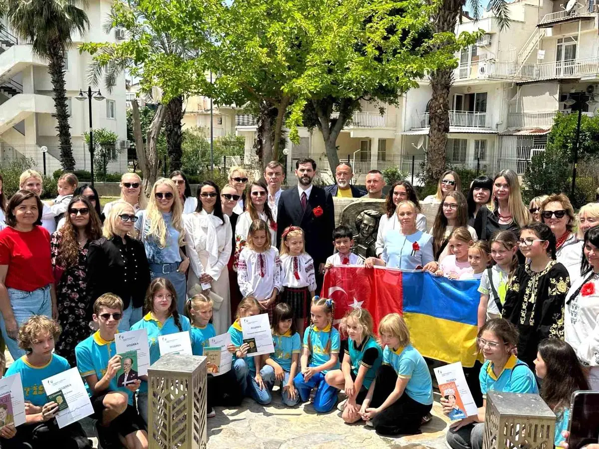 Antalya’da Ukrayna Kültür Parkı Yenilendi, Törenle Açıldı