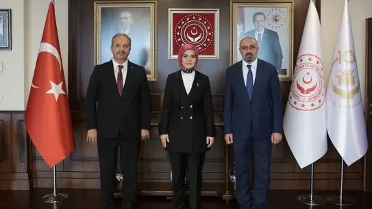 Sosyal Hizmetlerde Yeni Dönem: Bakan Göktaş ve Sağlık‑Sen’in Kritik Görüşmeleri
