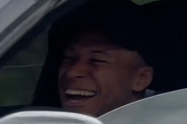 Mbappe'nin PSG forması
