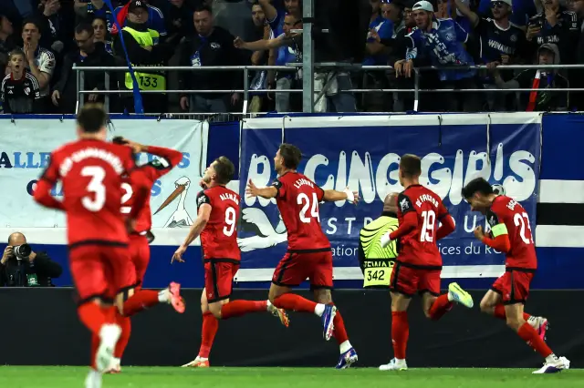 Shakhtar Donetsk futbolcuları maç sonrası