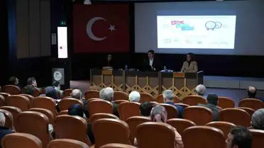 Engelsiz Üniversite toplantısının fotoğrafı