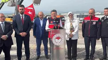 Bakan Yumaklı, Gönen Sera OSB'de Tarımın Geleceğini Tanıttı