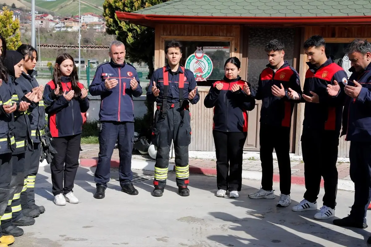 Samsun'un Kahramanı Necip Efe Ateş: Eğitimle Güçlenen Bir İtfaiyeci