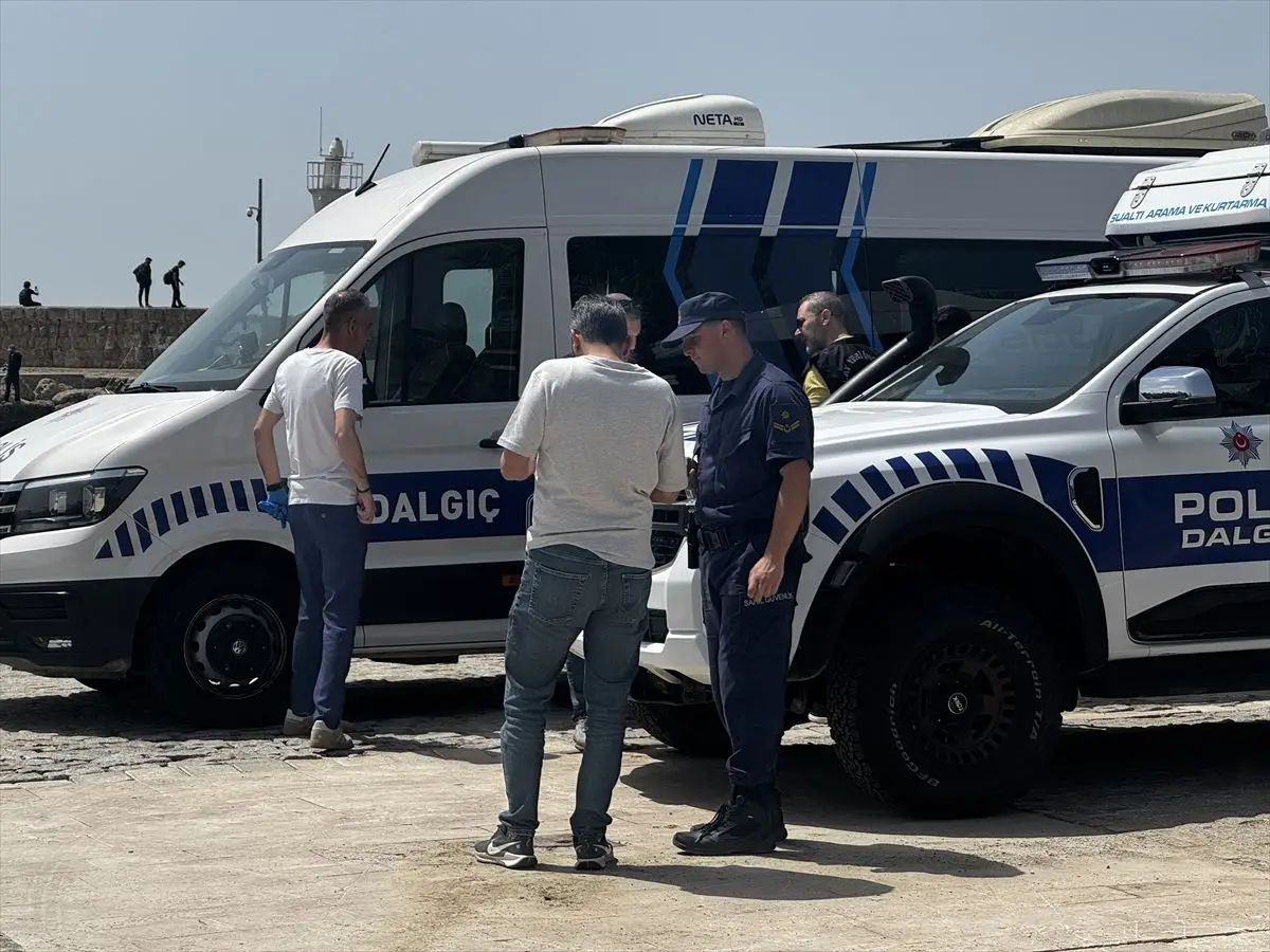 Antalya’da Düden Şelalesi’nde Düşen Yabancı Turist Hayatını Kaybetti