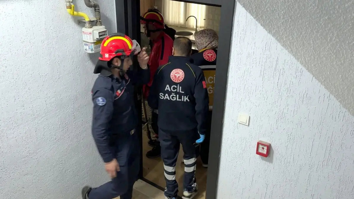 Avcılar’da 89 Yaşındaki Kadriye Hanım Acil Servise Kaldırıldı